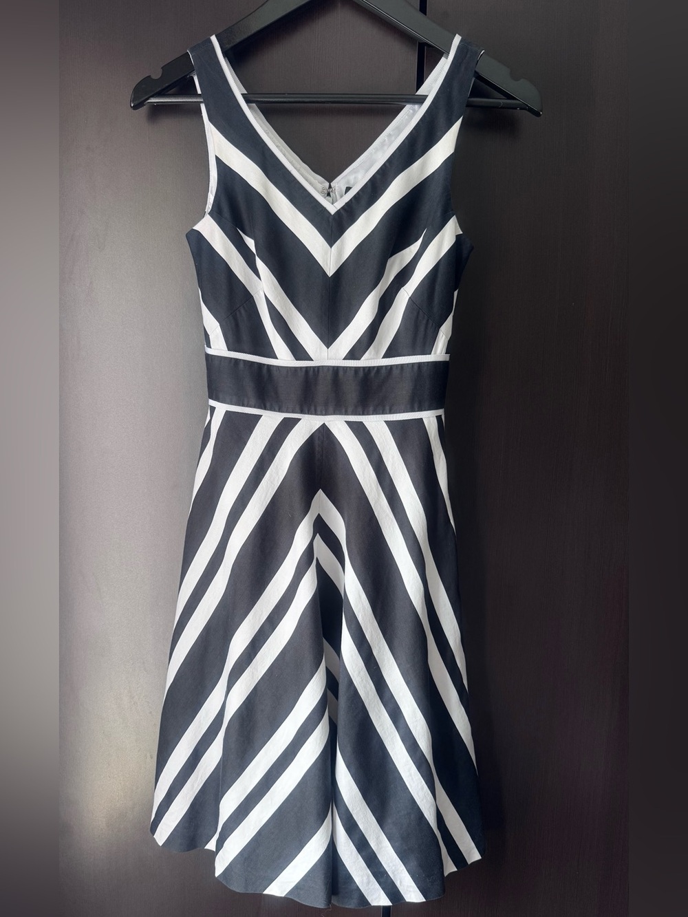 WHBM Chevron Striped Fit & Flare V-Neck Dress